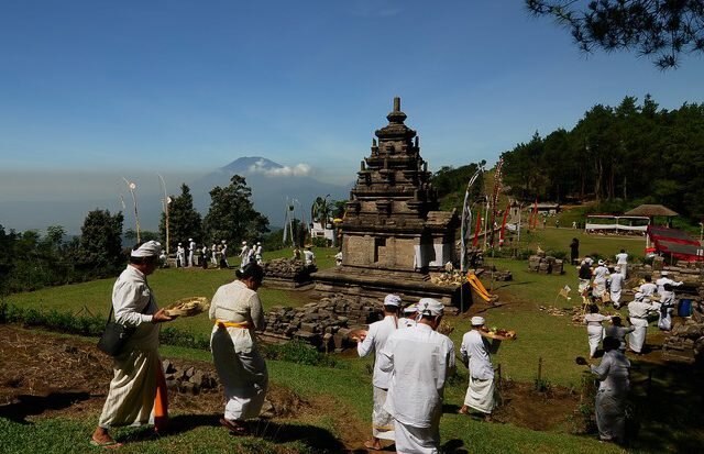 Memahayu hayuning Bhawana di Candi Gedong Songo