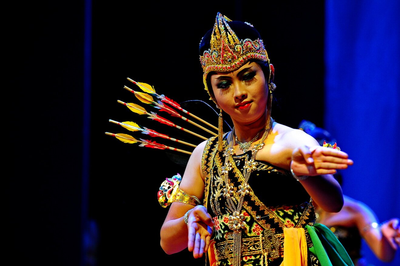 hari tari dunia