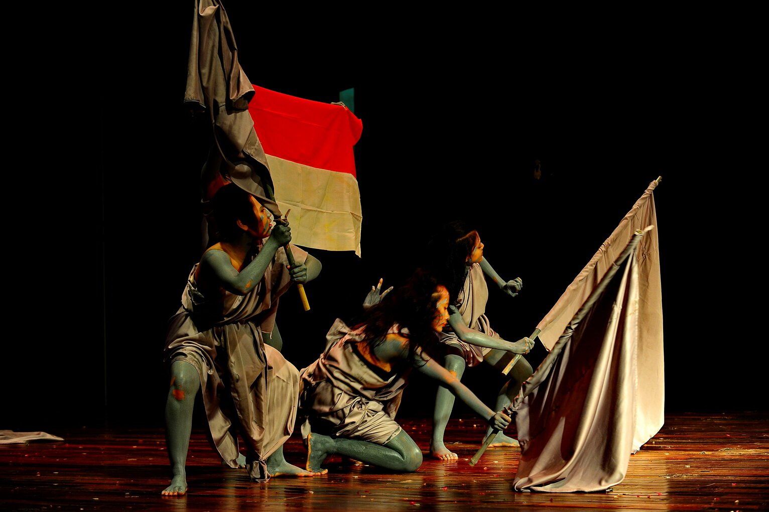 hari tari dunia